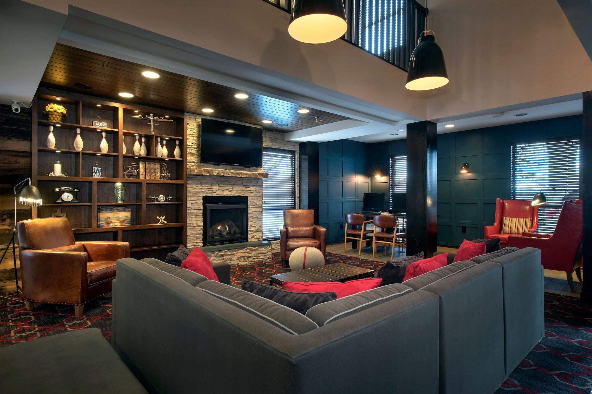 The Crossroads Hotel - Newburgh Buitenkant foto